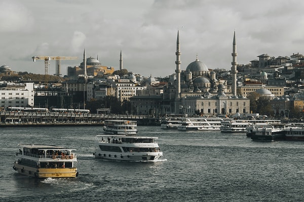 Getting to the Maiden’s Tower by ferry