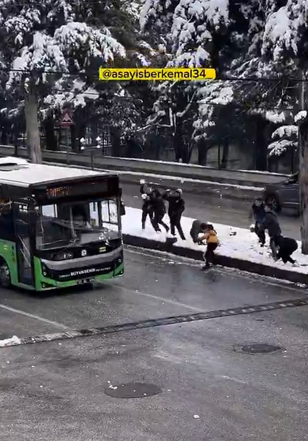 Hava sıcaklıklarının bir anda 10-15 dereceye yakın düşmesi birçok ilimizde beklenmedik sonuçlar doğurdu.