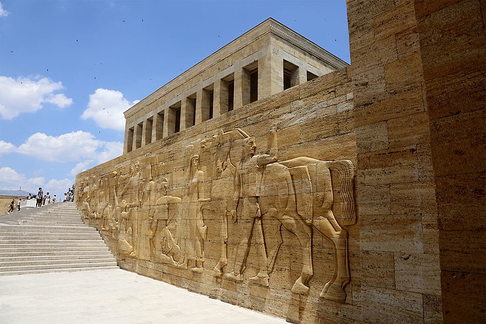 Anıtkabir: Discover Atatürk’s Iconic Mausoleum in Ankara