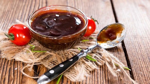 9. Kavrulmuş Soğanlı Barbekü Sos
