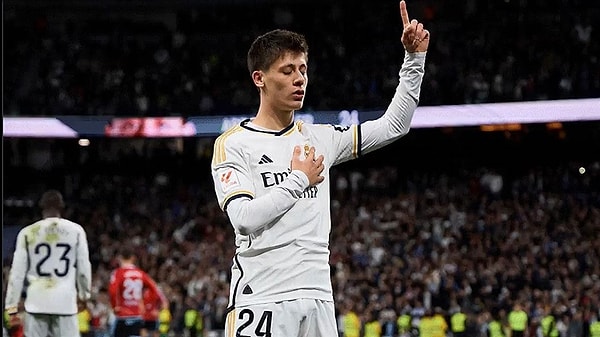 Arsenal kesenin ağzını açtı.