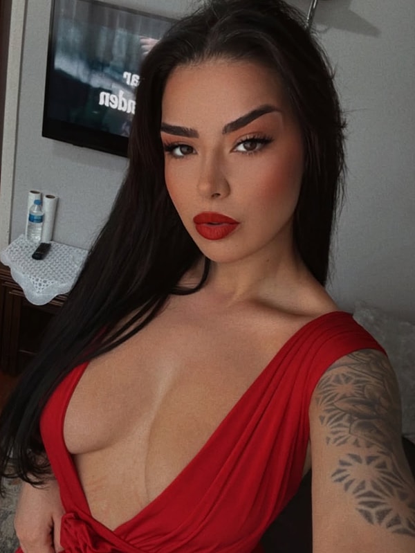 Elif Kırav Nereli?