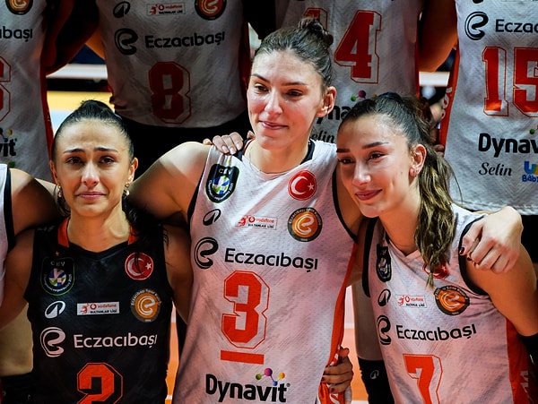 Hande ve Boskovic'e veda vakti geldi, maç sonunda gözyaşları sel oldu