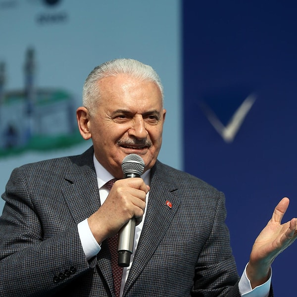 Binali Yıldırım'la kaçak çay ve kaçak sigara görüşmesi...