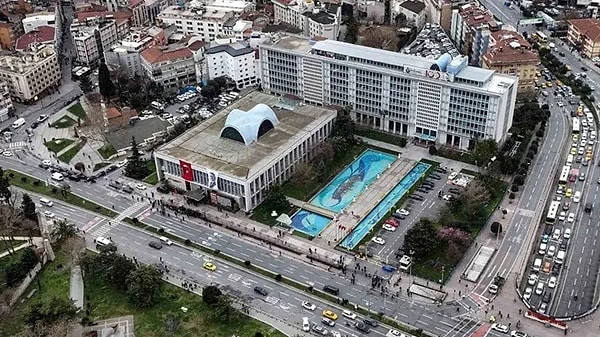 İstanbul, Ankara ve Tekirdağ illerinde eş zamanlı operasyon yapıldı. Operasyonda gözaltı kararı verilen Gözaltı kararı verilen 53 şüpheliden 50'si gözaltına alındı.