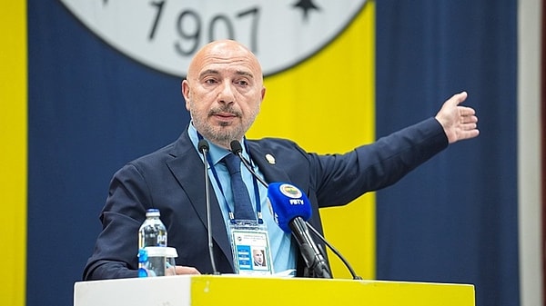 Fenerbahçe Yüksek Divan Kurulu bugün toplandı ve adaylıklar konusunda gelişmeler yaşandı.