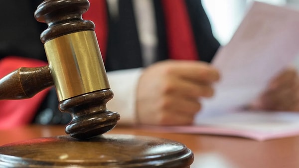 İstanbul'da terör örgütü DHKP-C'ye belediye ihaleleri üzerinden finans sağlandığı iddiasıyla başlatılan soruşturma tamamlandı.