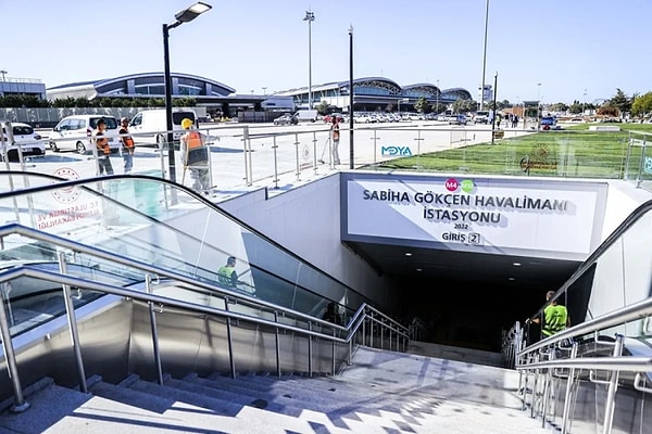 2025 M4 Metro Metro Saatleri: M4 Metro Kaç Dakikada Bir Gelir?