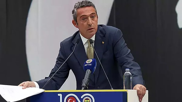 Ali Koç ve Fenerbahçe yönetimi karar aşamasında...