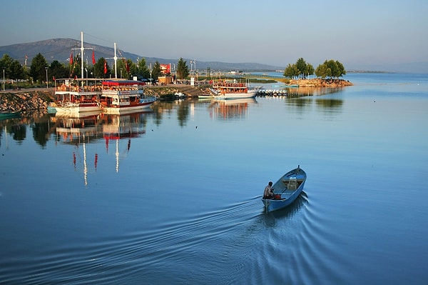 3. Lake Beysehir - Konya