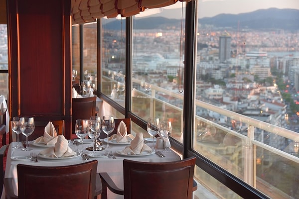 4. Ege Palas Roof Lounge & Bar (Alsancak)