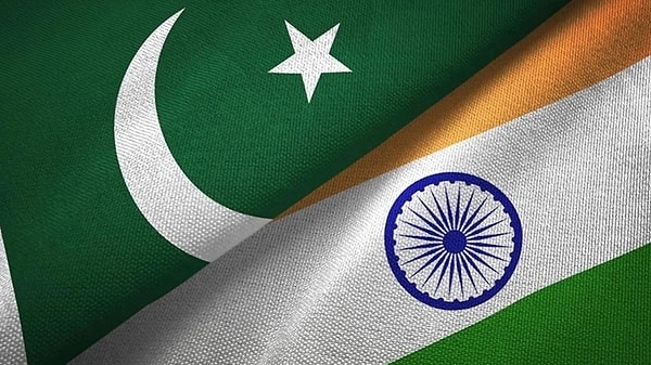 Pakistan ve Hindistan ateşkes ilan etti.