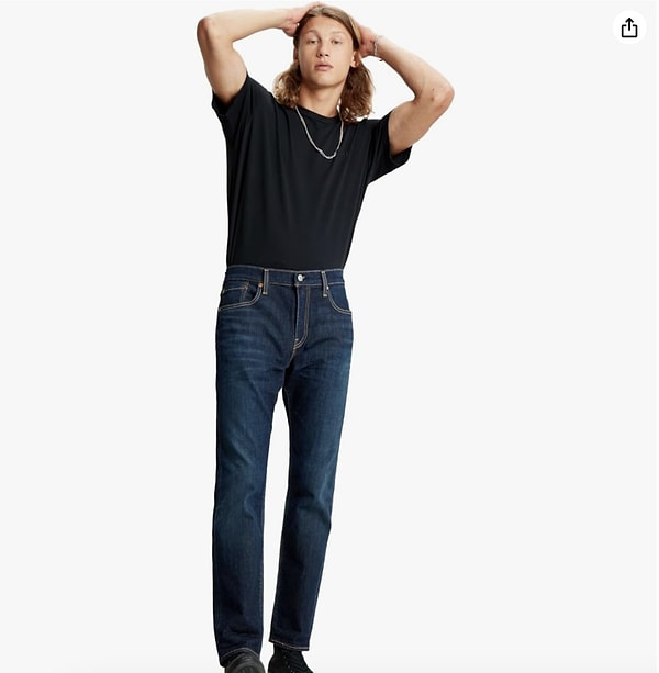 2. Amazon’da indirimde olan bu jean pantolonu stoklar bitmeden kapın! Görseli