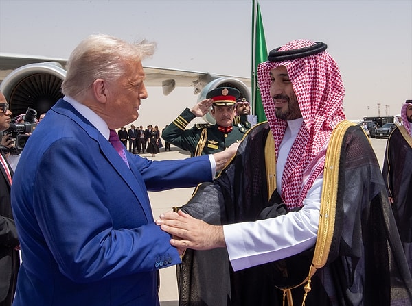Bin Selman, ABD Başkanı Donald Trump'ın da katıldığı Suudi Arabistan-ABD Yatırım Forumu'nda konuştu. Görseli