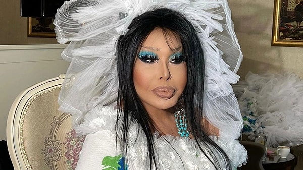 De talenten van Bülent Ersoy, een van de belangrijkste stemmen in de Turkse muziek, bekend onder de bijnaam Diva, zijn van tijd tot tijd een van de meest besproken onderwerpen.