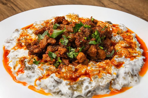 2. Gaziantep - Alinazik Kebab