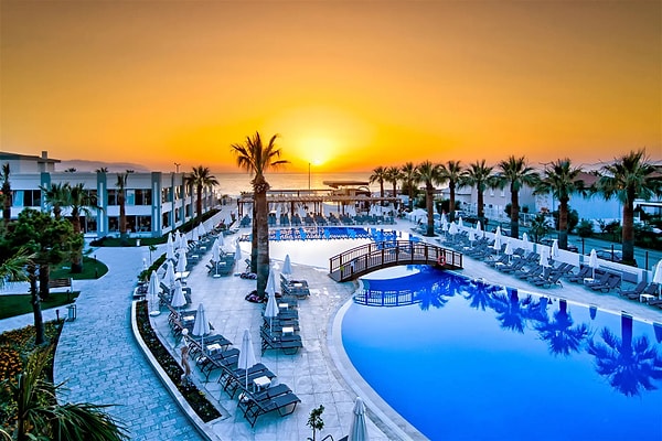 Kuşadası'nda Bütçenize Göre Otel Seçenekleri