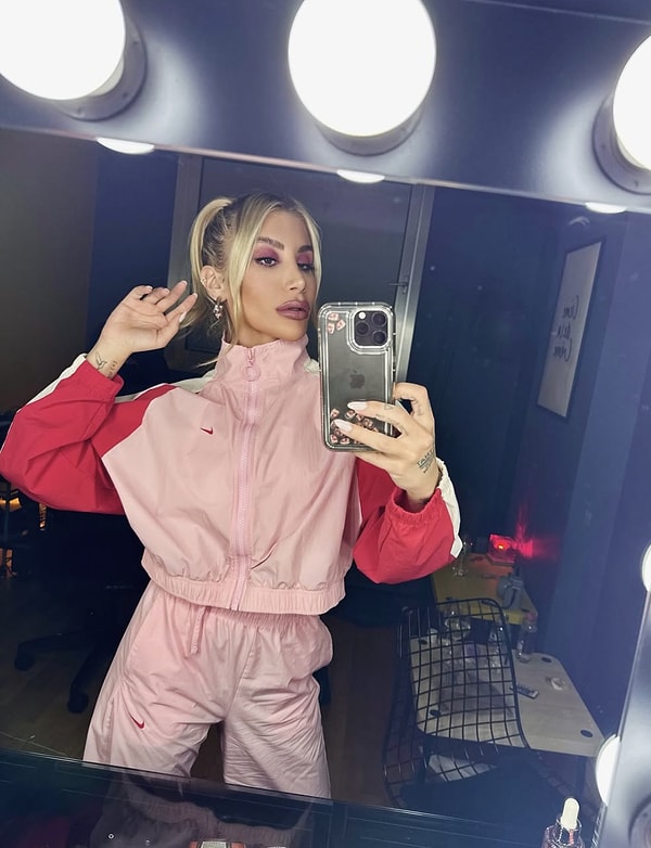 İrem Derici Güncel Projeleri