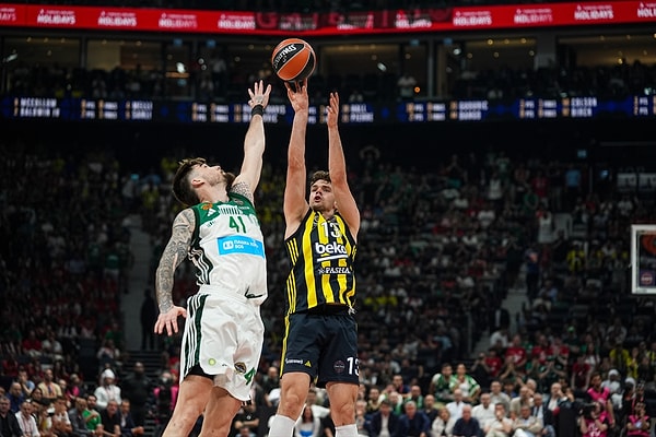 Panathinaikos üçüncü çeyrekte cevap verdi ama yetmedi.
