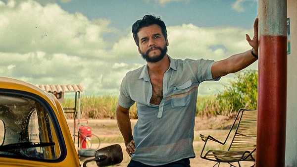 En İyi Erkek Oyuncu (Best Actor): Wagner Moura