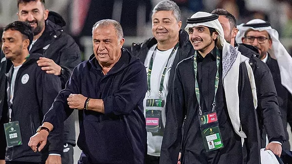 Vitor Pereira'nın ardından göreve geldi.