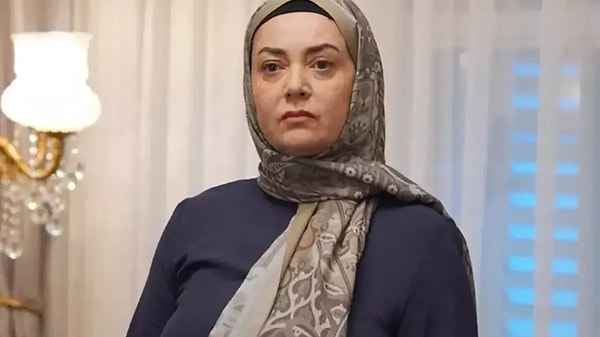 Kızılcık Şerbeti'nin efsane oyuncusuna zor veda etmiştik.