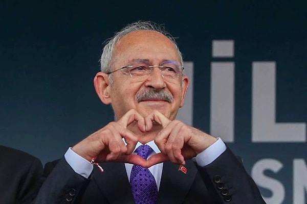Suç duyurusunun nedeni Nevşin Mengü'nün açıklamaları, Emrah Gülsunar'ın paylaşımı. Görseli