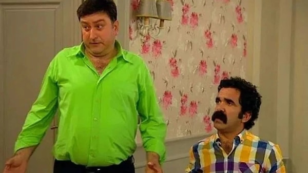 Es stellt sich heraus, dass Şükrü aus Çocuklar Duymasın im wirklichen Leben ein Fahrer ist.
