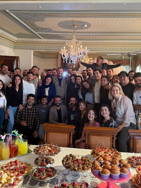 "Dolu dolu, dile kolay 35 güzel bölüm çektik."