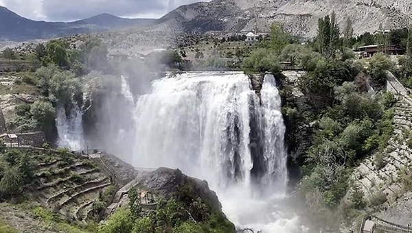 19. Tortum Waterfall – Erzurum