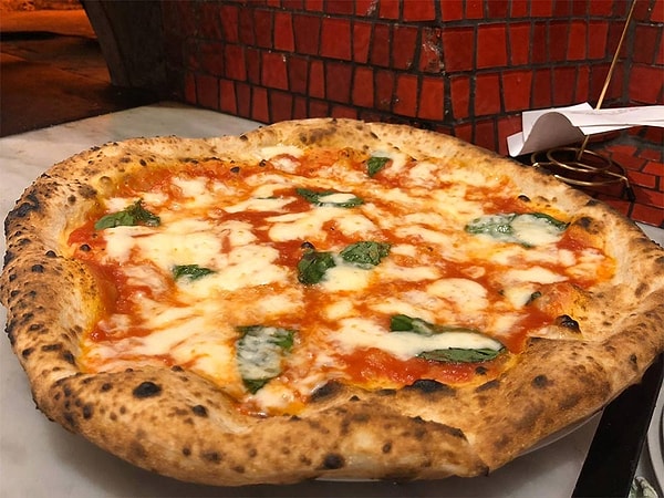 50 Top Pizza Europa 2025 işletmeciler için saygın bir liste. Görseli