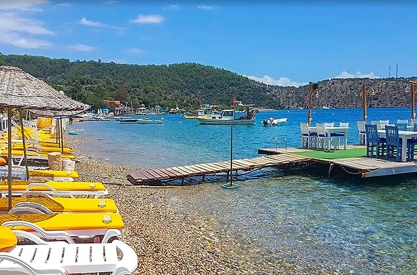 Places to Eat and Drink in Cokertme Bay