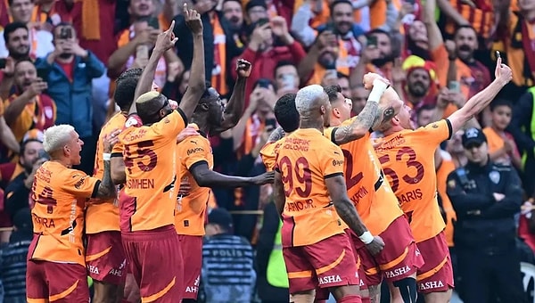 Gidecek isimlerin 3'ü yeni transfer. Görseli