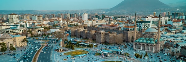 Sevgilin Kayserili Olmalı!