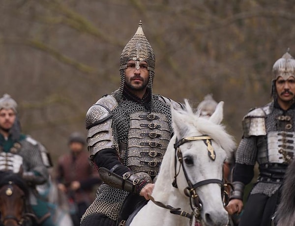 Salı akşamlarının iddialı yapımlarından bir tanesi olan Mehmed: Fetihler Sultanı geniş bir izleyici kitlesi elde etti. Görseli