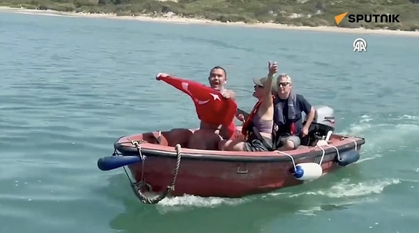 22 yaşındaki genç yetenek, Tuna Tunca, kendi sınırlarını zorlayarak büyük bir başarıya imza attı. Görseli