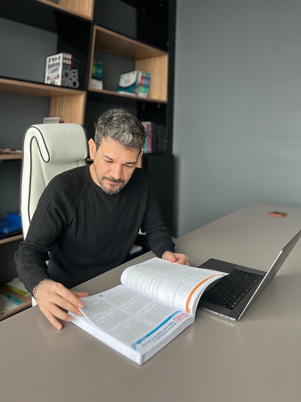 +Öğretmenler ve Öğrencilerle Etkileşiminiz Yayıncılık Anlayışınızı Nasıl Şekillendiriyor?