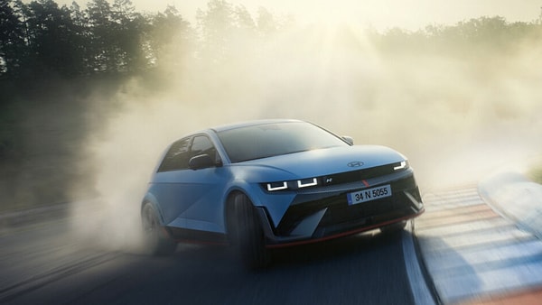 Hyundai IONIQ 5 N; N Drift Optimizer, N Pedal, N Race modu gibi özellikleriyle Gymkhana için tasarlandı!