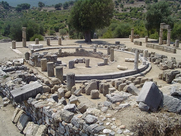 Astronomy and Symbolism: Observations on the Orientation of Buildings