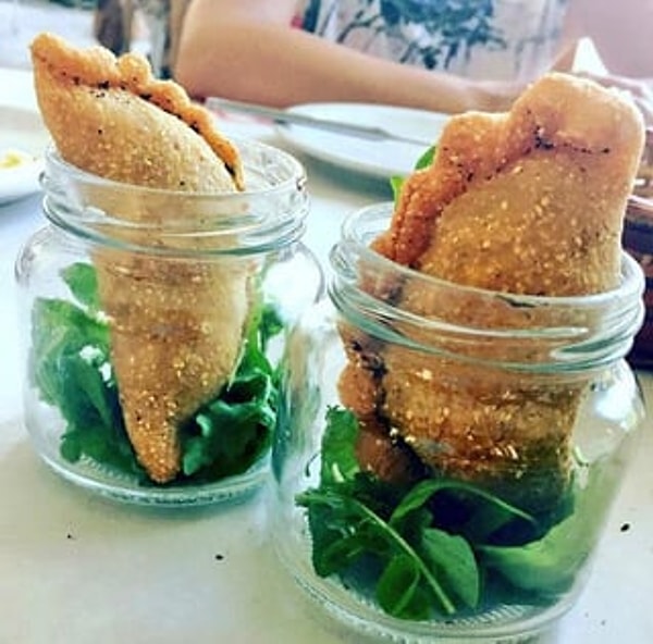 4. Arjantin'e gidiyoruz: Empanada yemeye!