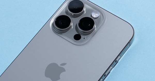 Apple'ın kararında sadece karmaşayı önlemek değil, sektördeki hızla değişen rekabet ortamına ayak uydurmak da etkiliydi.