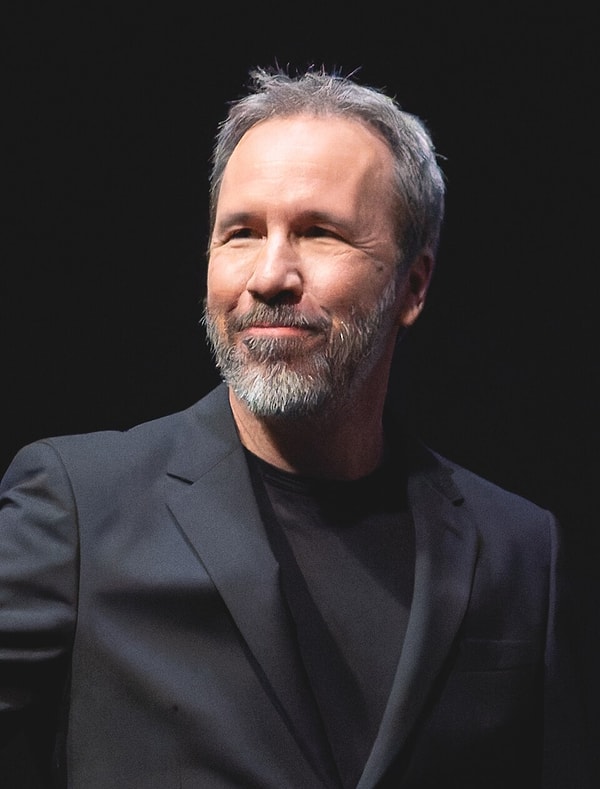 Ancak James Bond hayranları için oldukça heyecan verici bir gelişme yaşandı.