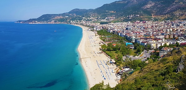 4. Cleopatra Beach (Sedir Island, Marmaris – Muğla): The Legend of Golden Sands