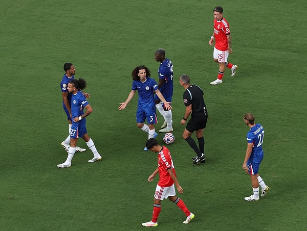 Chelsea - Benfica maçı tam 4 saat 40 dakika sürdü