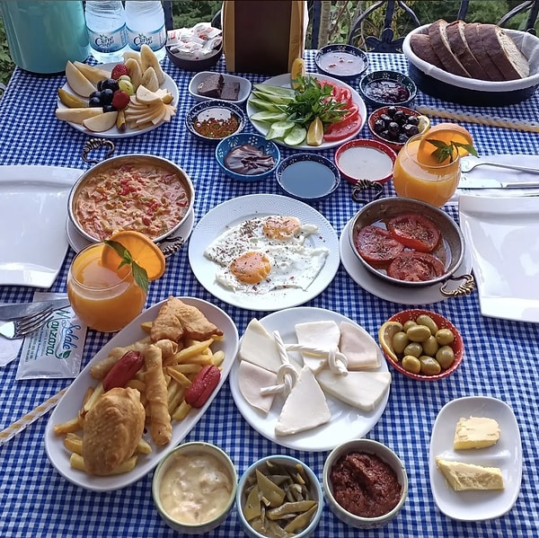 9. Şelale Manzara Cafe
