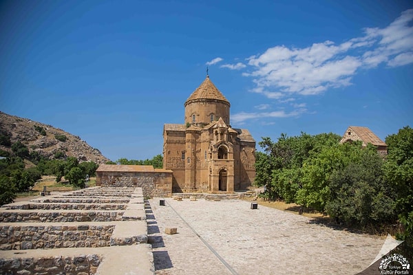 Akdamar Monument Museum Today