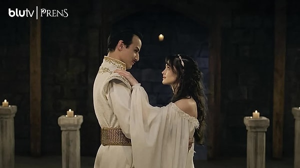 Bir kez daha spoiler uyarısı geçelim: Bu kısımda Prens'in ikinci sezonuyla ilgili bazı acı gerçekler açıklanacak...