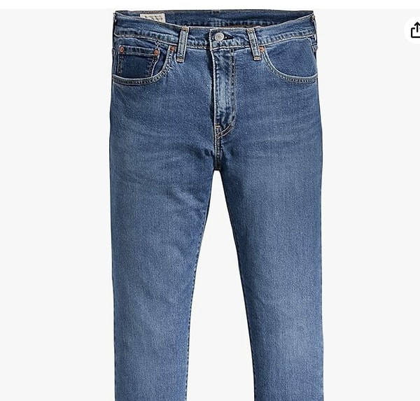 Erkek jean modelleri arasında zirvede yer alan Levi's 512 Slim Taper Jeans, şıklığı ve rahatlığı bir araya getiriyor.
