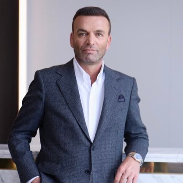 İBB’ye yapılan ilk dalga operasyonda tutuklanan ve etkin pişmanlık kapsamında ifade verdiği ortaya çıkan Adem Soytekin’in bu tahliye edildi.