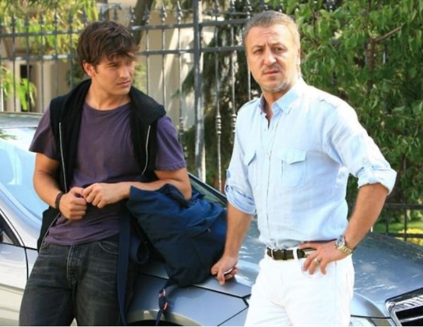 Aradan geçen 10 yılın ardından Çağatay Ulusoy ve Barış Falay yeniden aynı projede buluştu! Üstelik bu kez bir sinema filminde...